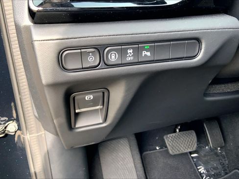 Used 2026 Acura MDX w/ Technology Package FWD image 36