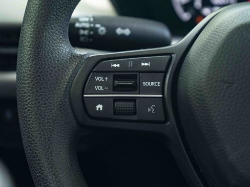 Used 2023 Honda HR-V LX image 20