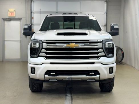 New 2025 Chevrolet Silverado 3500 High Country w/ Technology Package image 2