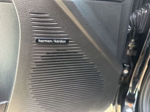 Used 2023 Dodge Challenger R/T Scat Pack w/ T/A Package image 17