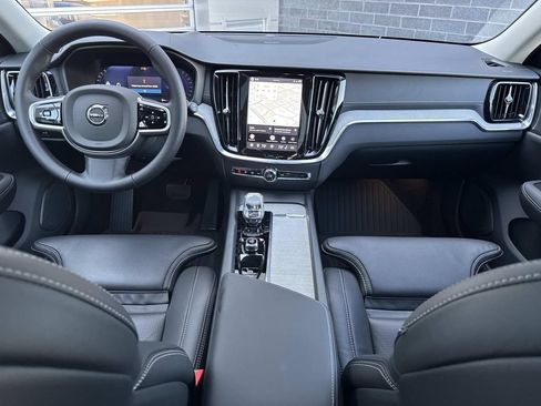 Used 2026 Volvo V60 B5 Cross Country Ultra w/ Climate Package AWD/4WD image 16