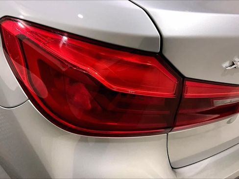 Used 2019 BMW 540i xDrive w/ Convenience Package AWD/4WD image 27