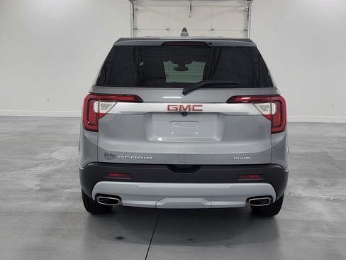 Used 2023 GMC Acadia SLE w/ LPO, Floor Liner Package AWD/4WD image 7