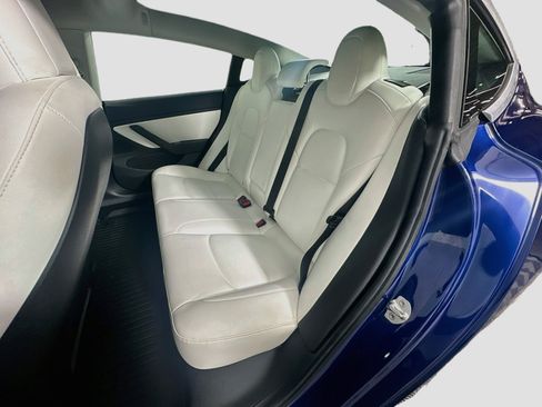 Used 2020 Tesla Model 3 Standard Range Plus RWD image 28
