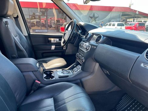 Used 2016 Land Rover LR4 HSE Silver Edition image 38