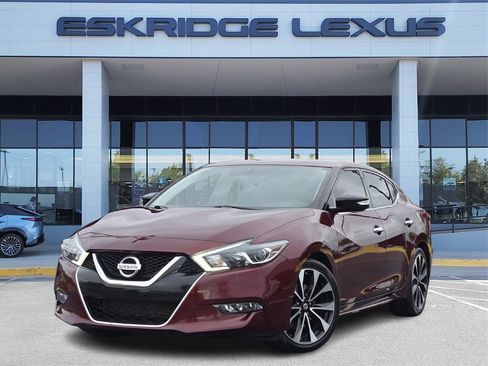 Used 2018 Nissan Maxima SR image 1
