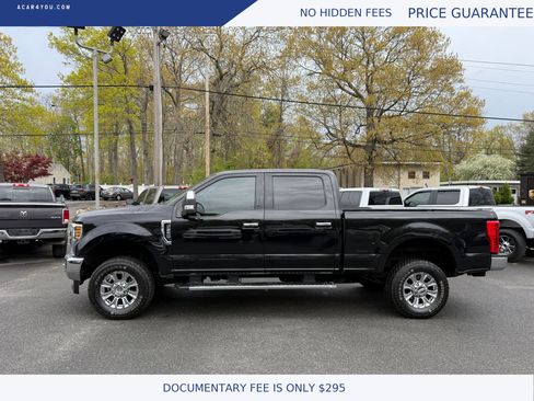 Used 2018 Ford F250 XLT w/ XLT Premium Package image 2