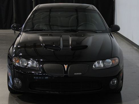 Used 2005 Pontiac GTO RWD image 21