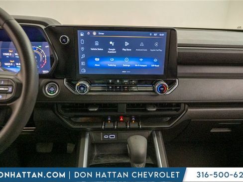 Used 2024 Chevrolet Colorado Trail Boss w/ LPO, Dark Essentials Package image 8