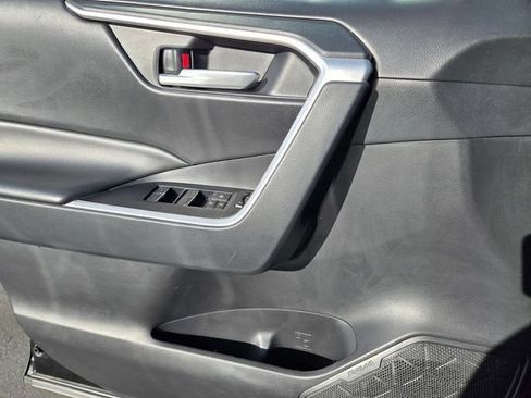 Certified 2024 Toyota RAV4 XLE FWD image 21