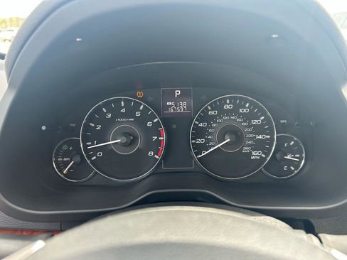 Used 2012 Subaru Outback 3.6R Limited w/ Moonroof Pkg AWD/4WD image 22