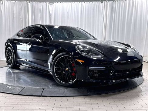 Used 2022 Porsche Panamera GTS AWD/4WD image 11
