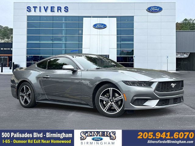 Used 2025 Ford Mustang Coupe RWD image 1