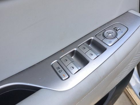 Used 2020 Hyundai Palisade SEL w/ Premium Package FWD image 10