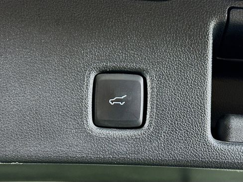 Used 2024 Ford Escape ST-Line image 27