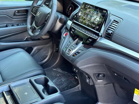 New 2026 Honda Odyssey Sport-L image 11