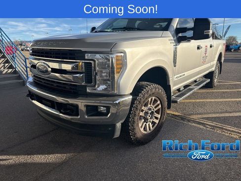 Used 2019 Ford F250 XLT w/ XLT Value Package image 1