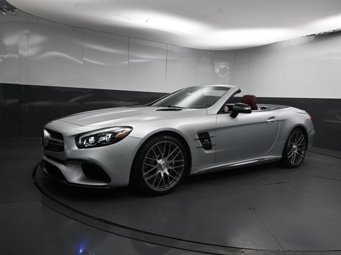 Used 2019 Mercedes-Benz SL 63 AMG image 4