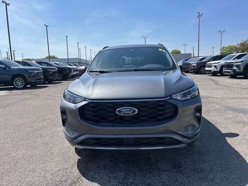 Used 2023 Ford Escape ST-Line Select w/ Tech Pack #2 AWD/4WD image 8