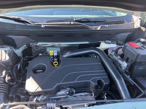 New 2026 Chevrolet Equinox LT FWD image 33