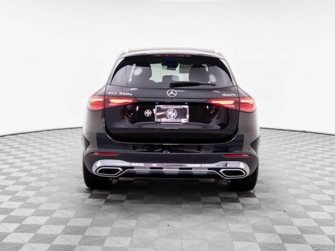New 2025 Mercedes-Benz GLC 350e 4MATIC image 4