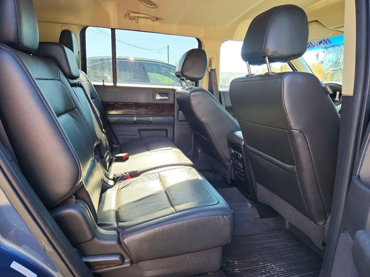 Used 2018 Ford Flex Limited w/ Equipment Group 303A AWD/4WD image 9