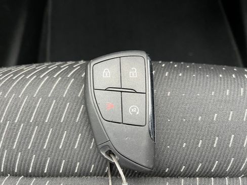 Used 2025 Chevrolet Equinox LT image 22