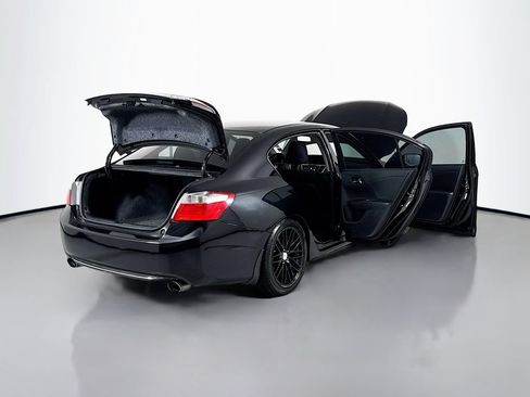 Used 2014 Honda Accord Sport image 16