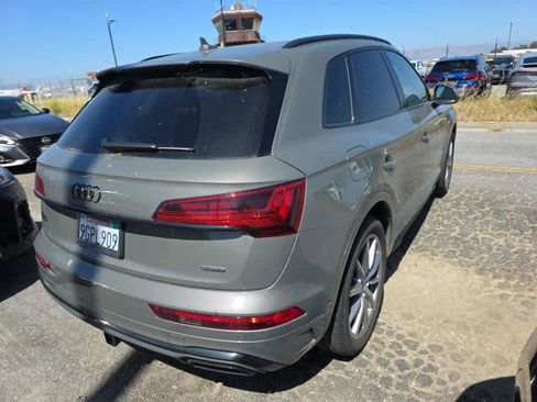 Used 2023 Audi Q5 e Prestige w/ Prestige Package AWD/4WD image 4