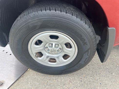 Used 2015 Nissan Xterra X image 43