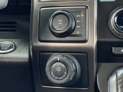 Used 2018 Ford F150 Raptor w/ Equipment Group 802A Luxury image 35