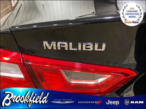Used 2023 Chevrolet Malibu LS image 11