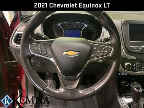 Used 2021 Chevrolet Equinox LT image 16