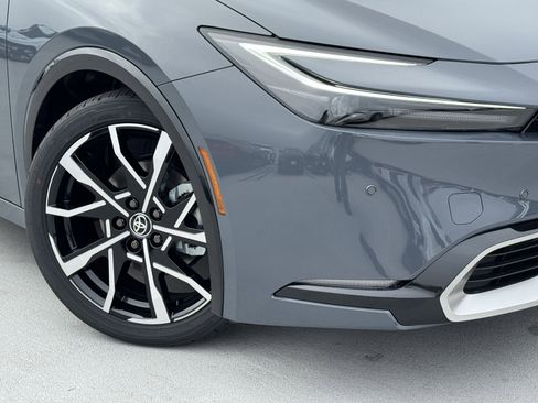 New 2026 Toyota Prius Plug-In Hybrid image 10