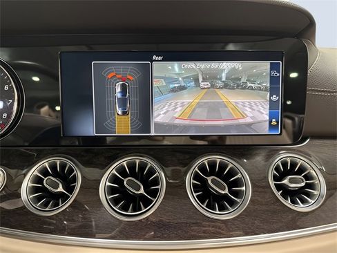 Used 2018 Mercedes-Benz E 400 4MATIC Cabriolet image 25