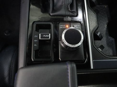 Used 2024 Toyota Tundra Platinum AWD/4WD image 23