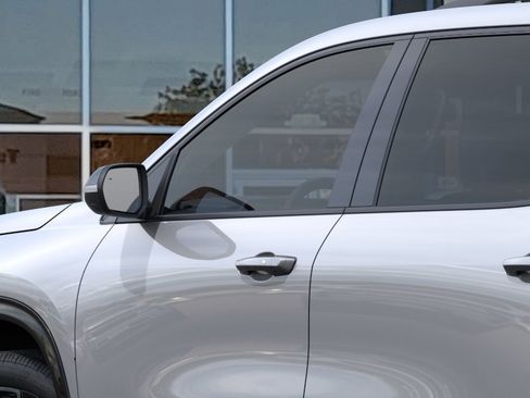 New 2026 Chevrolet Traverse RS w/ LPO, Floor Liner Package AWD/4WD image 12