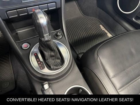 Used 2014 Volkswagen Beetle R-Line FWD image 22