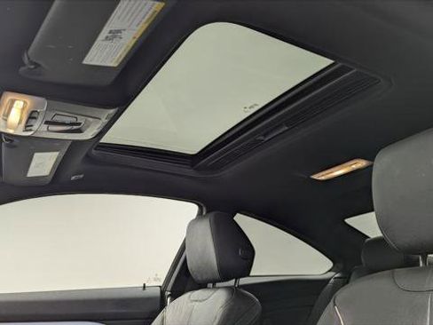 Used 2019 BMW 440i Coupe w/ M Sport Package image 28