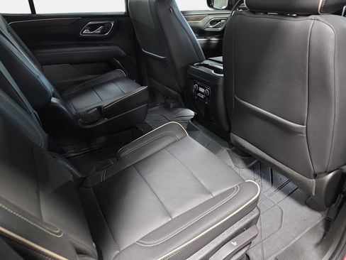 Used 2023 Chevrolet Tahoe Premier AWD/4WD image 11