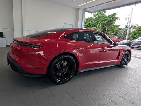 Used 2021 Porsche Taycan 4S image 13