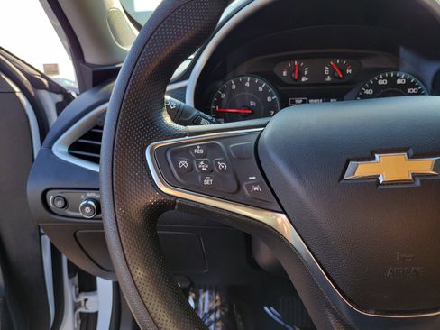 Used 2024 Chevrolet Malibu LT image 22