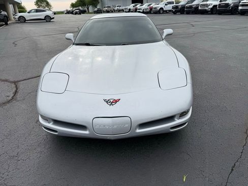 Used 1997 Chevrolet Corvette Coupe w/ Roof Pkg RWD image 4