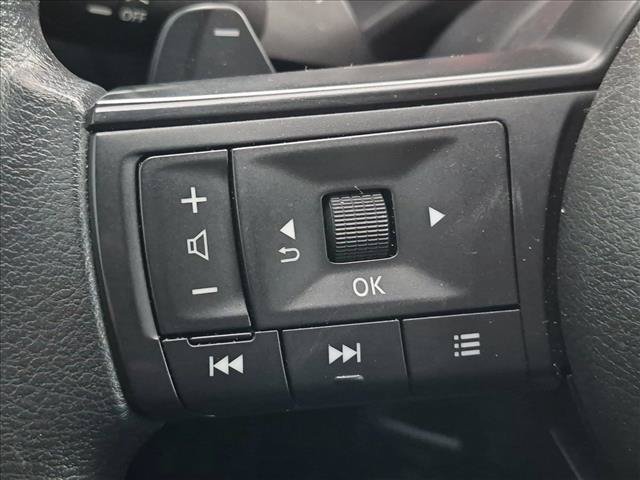 Used 2024 Nissan Rogue SV AWD/4WD image 17