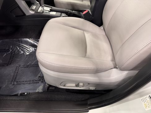 Used 2014 Subaru Forester 2.5i Touring image 21