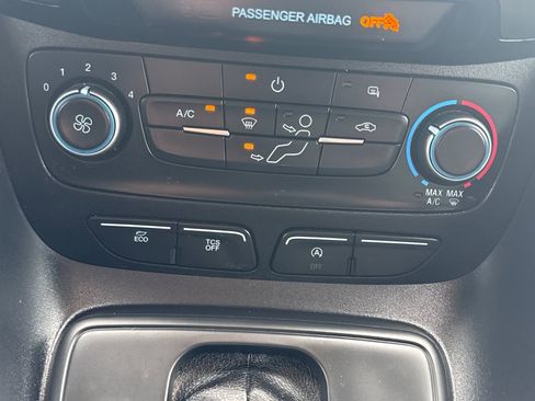 Used 2023 Ford Transit Connect XL image 23