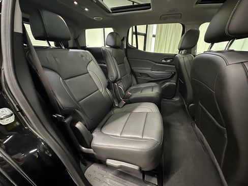 Certified 2023 GMC Acadia SLT w/ Elevation Edition image 20