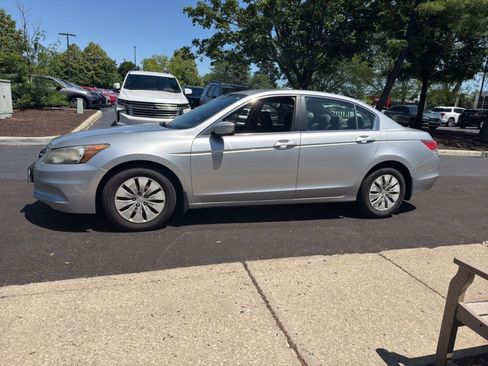 Used 2012 Honda Accord LX image 4