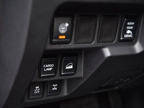 Certified 2025 Nissan Frontier PRO-4X w/ Pro Convenience Package image 14