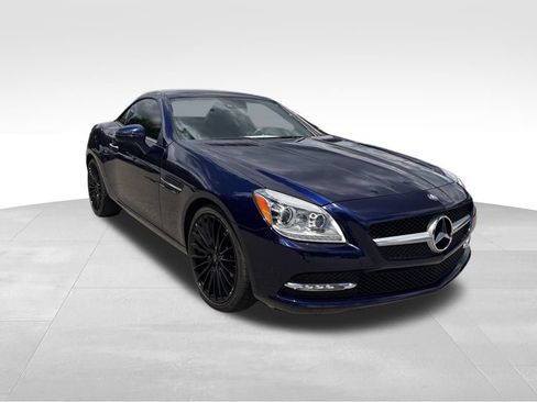 Used 2014 Mercedes-Benz SLK 250 image 3